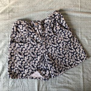 VINTAGE Daisy-Print Jean Shorts